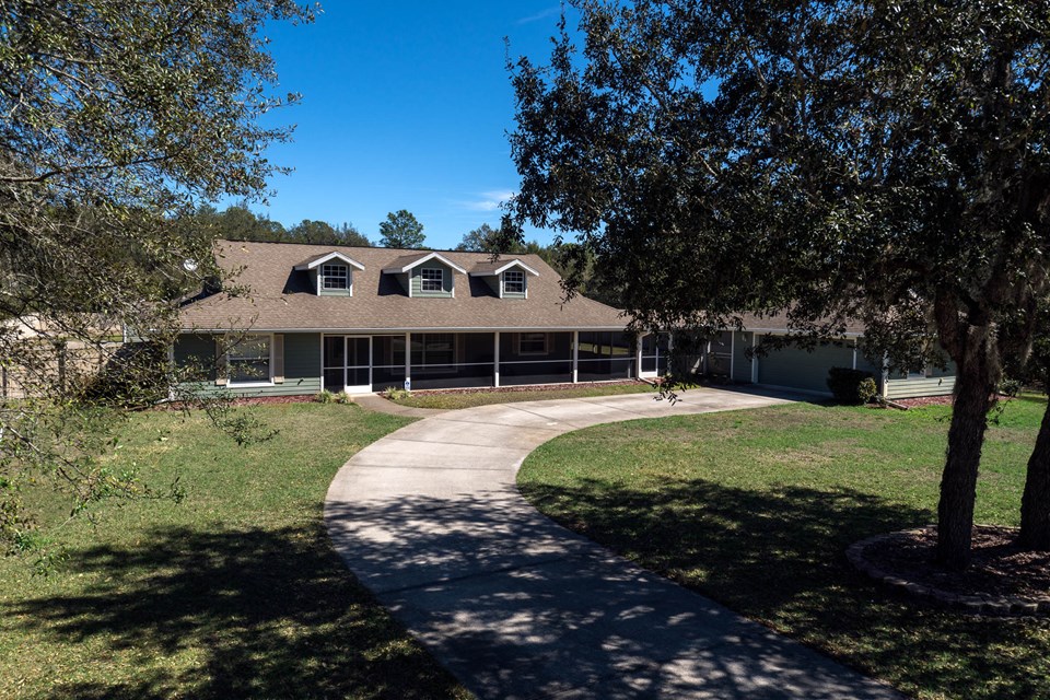 42836 Royal Trails